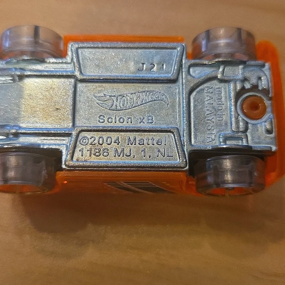 Hot Wheels Die-Cast Cars #5136